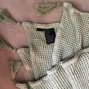 H&M home waffled tasseled throw
